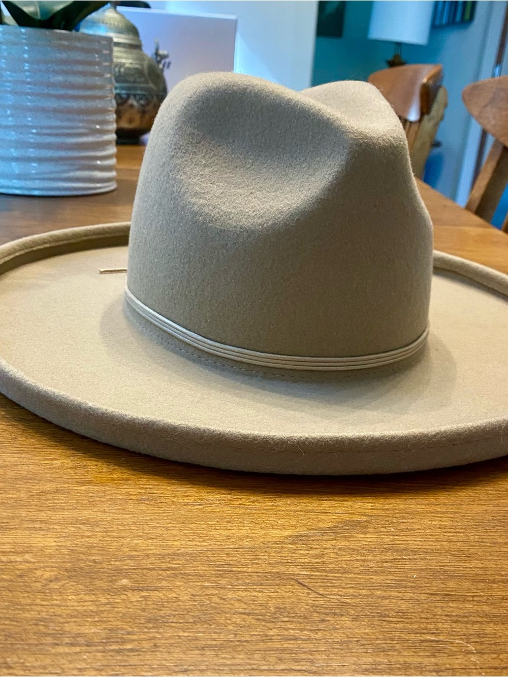 GIGI PIP women’s Pencil-Brim Felt Fedora Hat in Tan